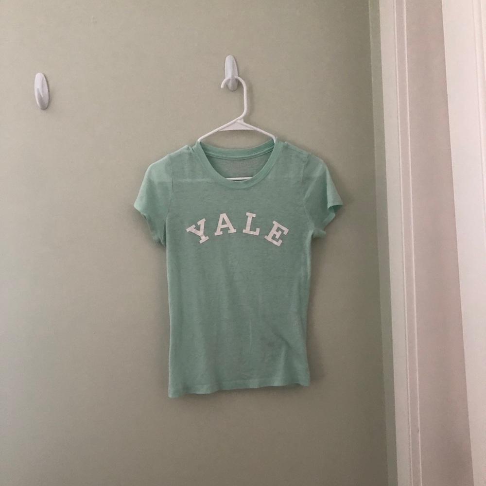 Super soft Yale T shirt